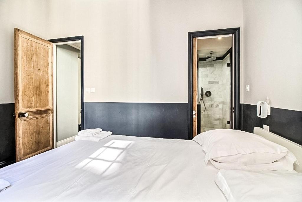 Centre Apartment *